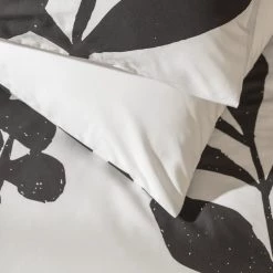 Habitat Cotton Floral Black & White Bedding Set Single Black And White Bedding -Bedding Sales 2022 unnamed file 1232