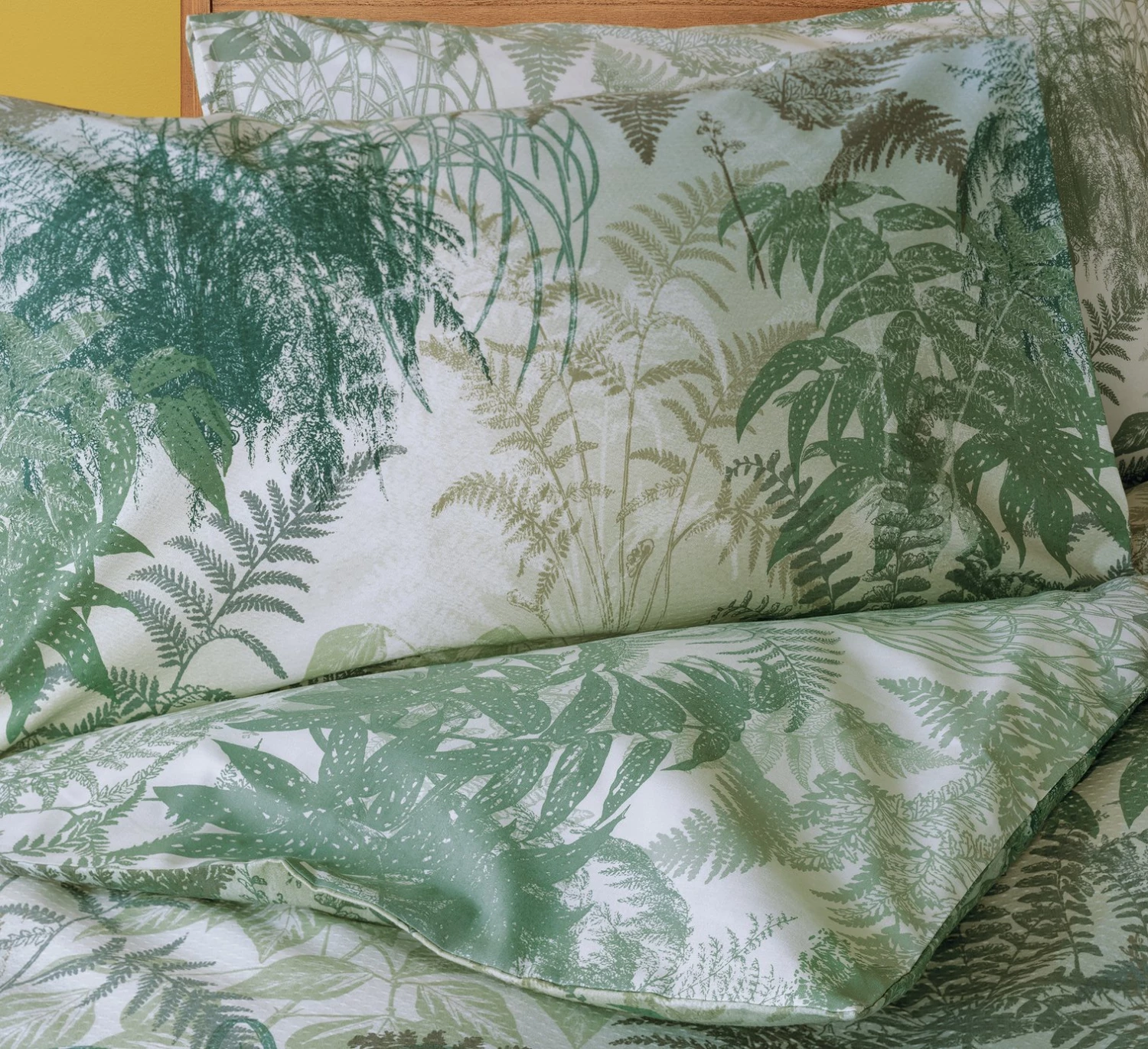 Habitat Botanical Floral Green & White Bedding Set Double Bedding 9 Habitat Botanical Floral Green & White Bedding Set Double Bedding - Image 7