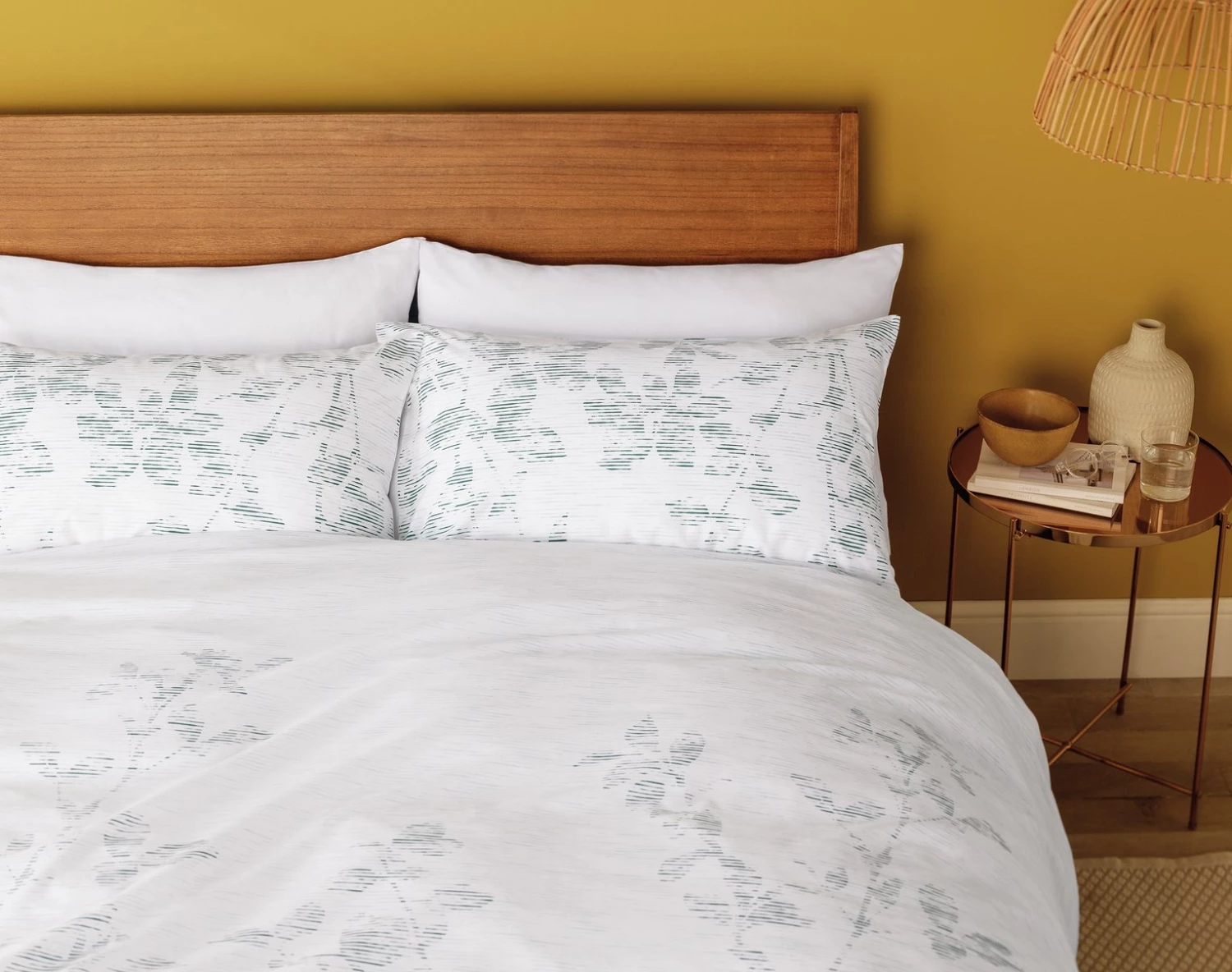 Habitat Textured Look Leaf Green Bedding Set Single White Bedding 7 Habitat Textured Look Leaf Green Bedding Set Single White Bedding - Image 5