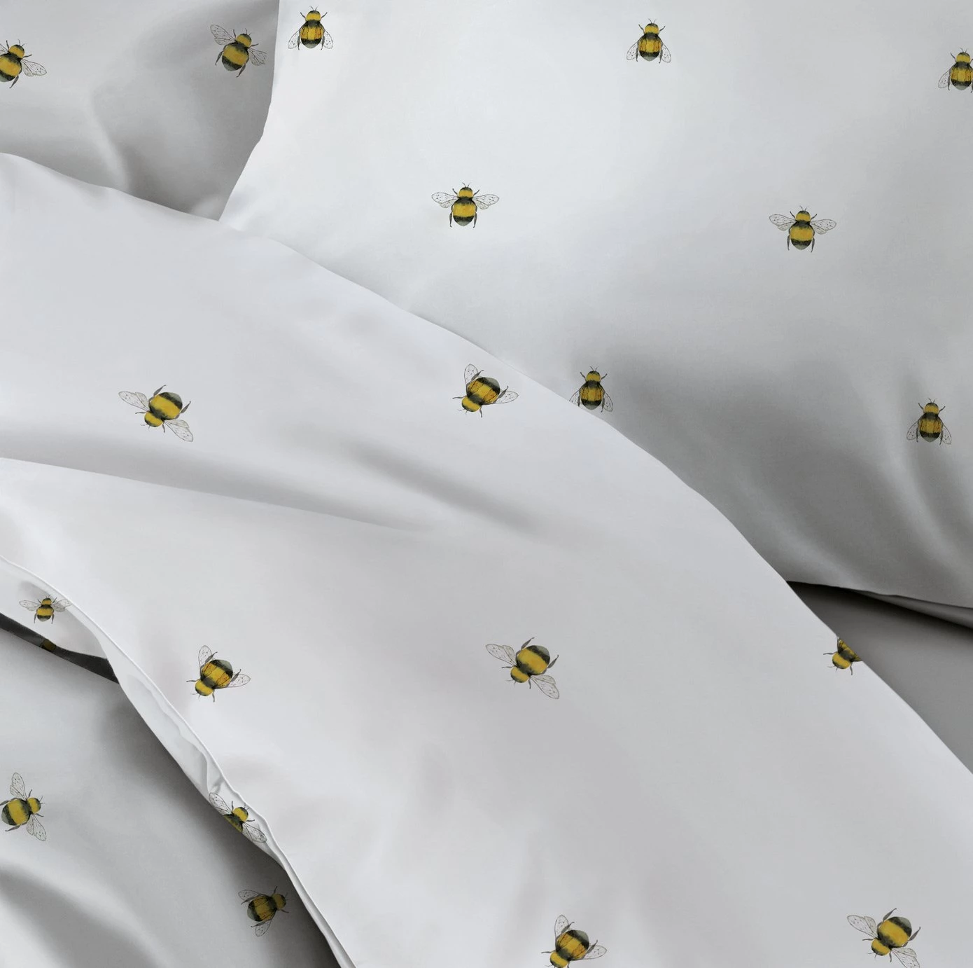 Habitat Hideaway Bee Print White Bedding Set Double Multicoloured Duvet Covers And Sets 8 Habitat Hideaway Bee Print White Bedding Set Double Multicoloured Duvet Covers And Sets - Image 6