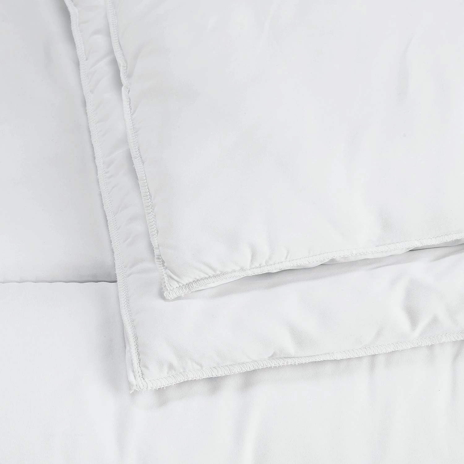 Habitat Supersoft White Washable 7.5 Tog Duvet Single Duvets 4 Habitat Supersoft White Washable 7.5 Tog Duvet Single Duvets - Image 2