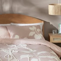 Habitat Cotton Cabin Floral Tufted Peach Bedding SetDouble Pink Bedding -Bedding Sales 2022 unnamed file 451