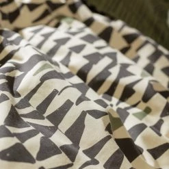 Habitat Triangles Print Cream & Black Bedding Set Single Duvet Covers And Sets -Bedding Sales 2022 unnamed file 782